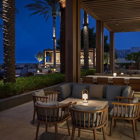 Palace Beach Resort ฟูไจราห์ ภายนอก รูปภาพ The Westin Athens