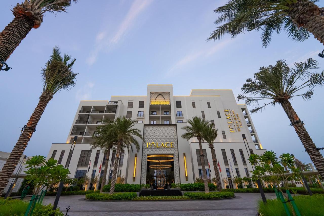 Palace Beach Resort ฟูไจราห์ ภายนอก รูปภาพ The Palace Downtown Dubai
